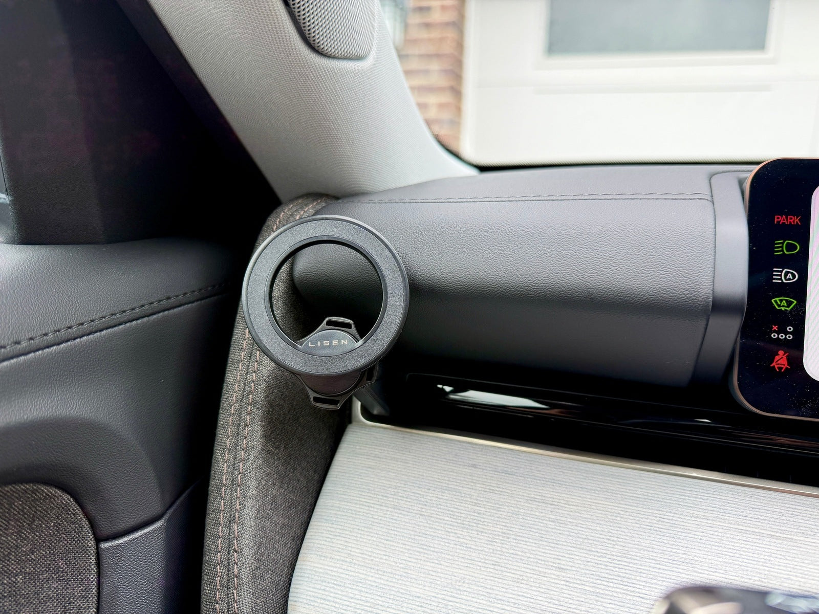TripleLock Phone Mount for R2