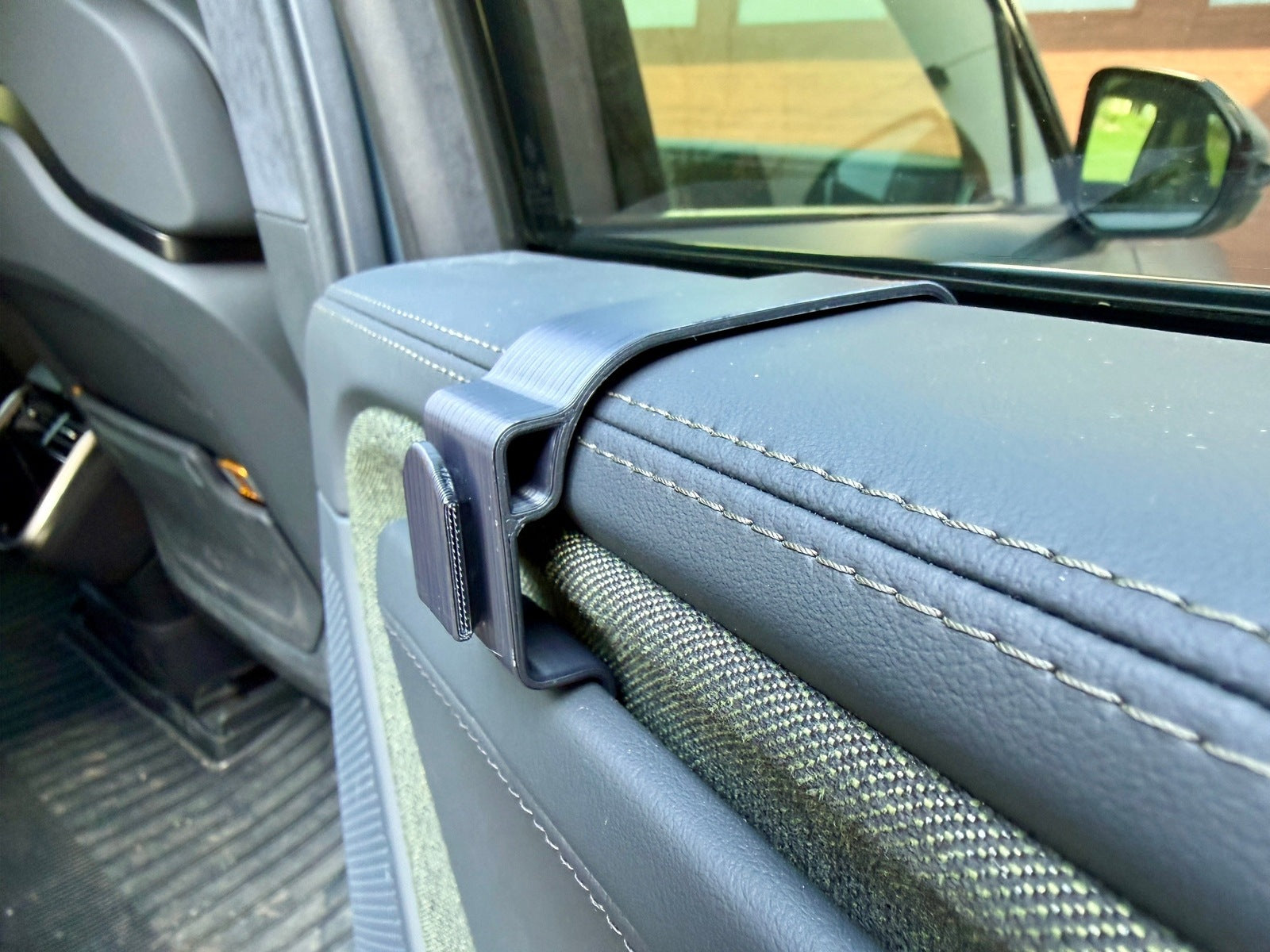 Aux Cupholder Kit V3