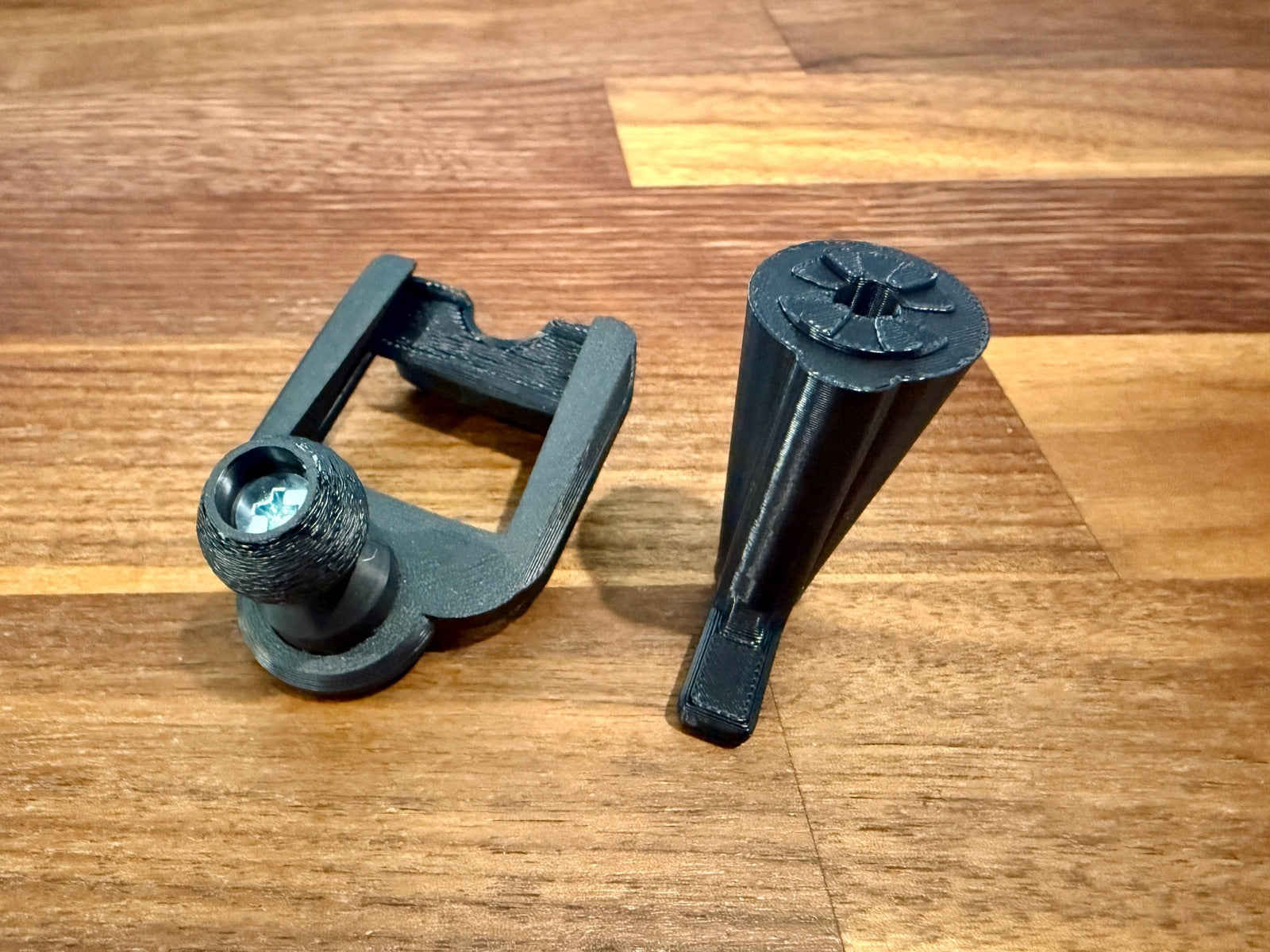 NextGen Seat Back Tablet Mount