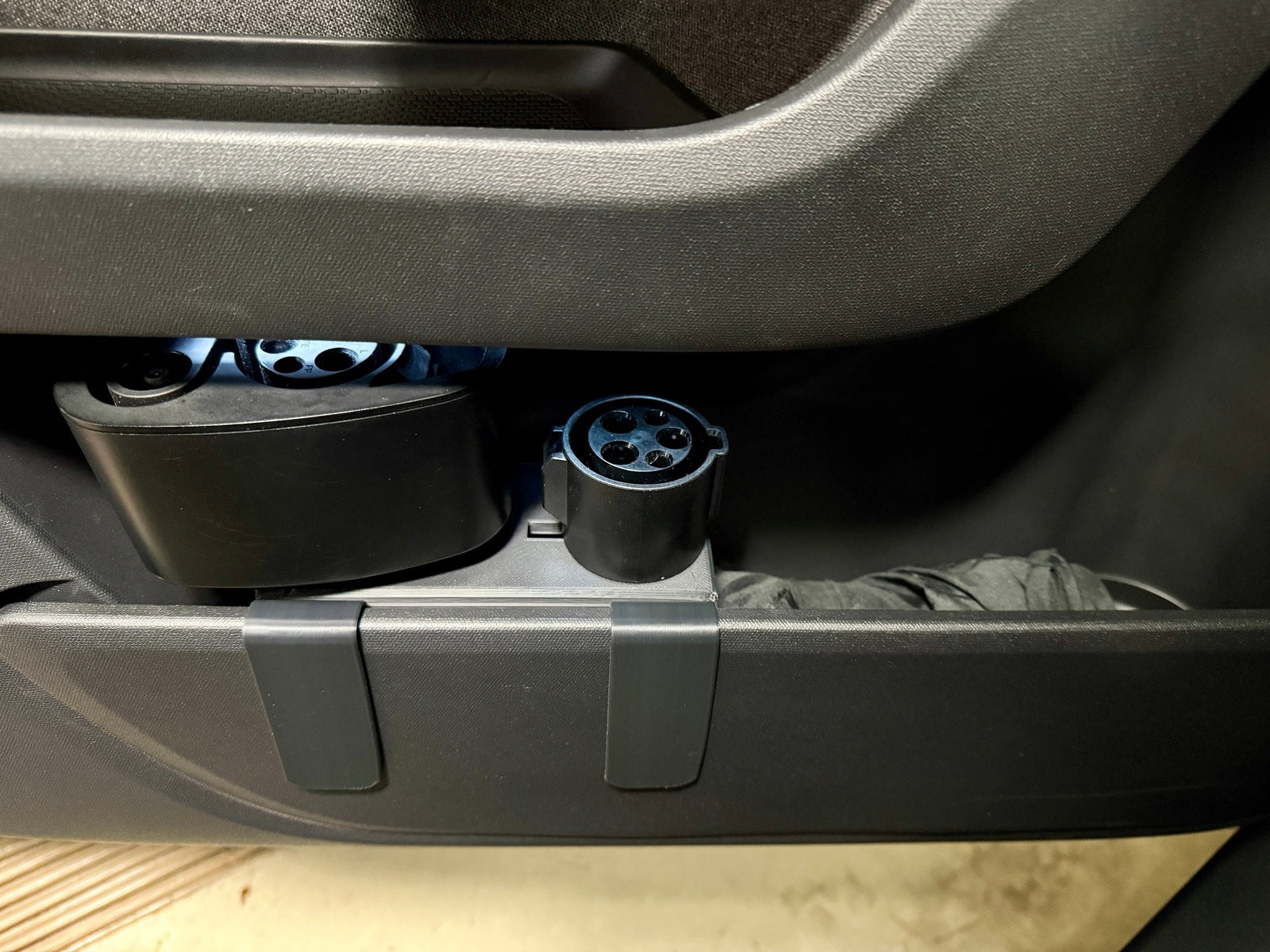 NACS Adapter Holder Duo for R2